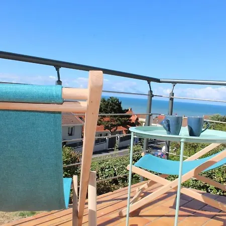 Vue Sur *